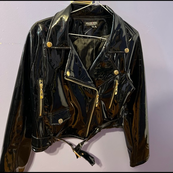 Cropped latex material jacket - Picture 2 of 4